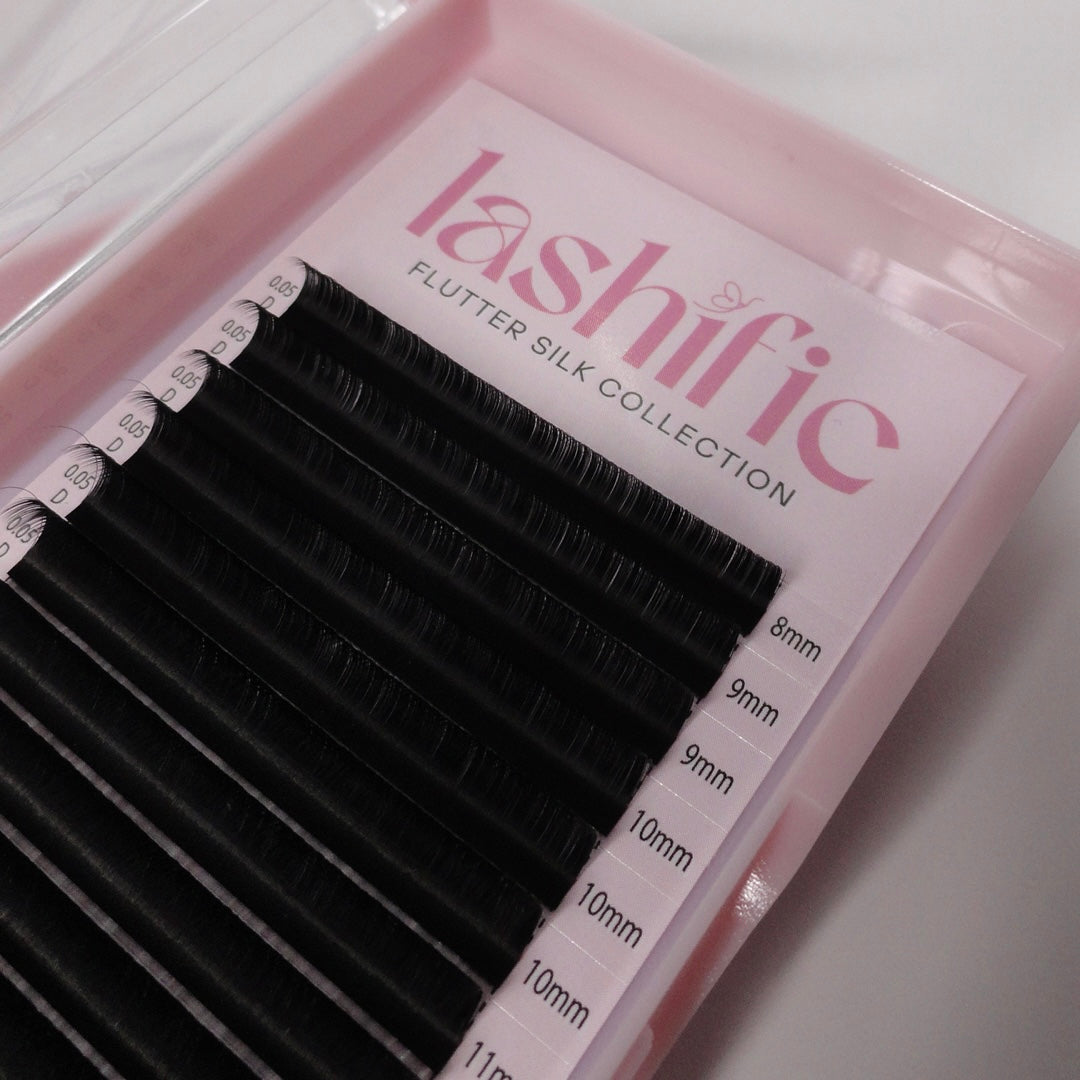 0.15 Flutter Silk Flat Lashes - Classic